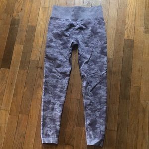 Gymshark Purple Camo Leggings Size L